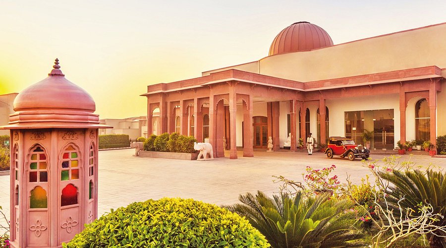 Orchha Palace